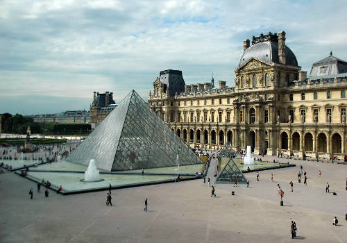 Cách du lịch Paris tiết kiệm cho người mới
