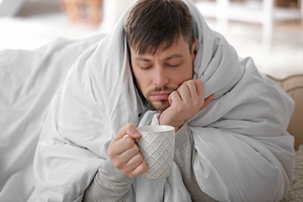Kết quả hình ảnh cho Cảm giác lạnh nói lên điều gì về sức khỏe của bạn?"